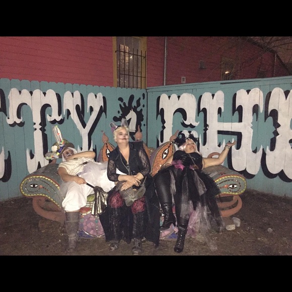 Meet your Posher, KD from NOLA. - Picture 7 of 16